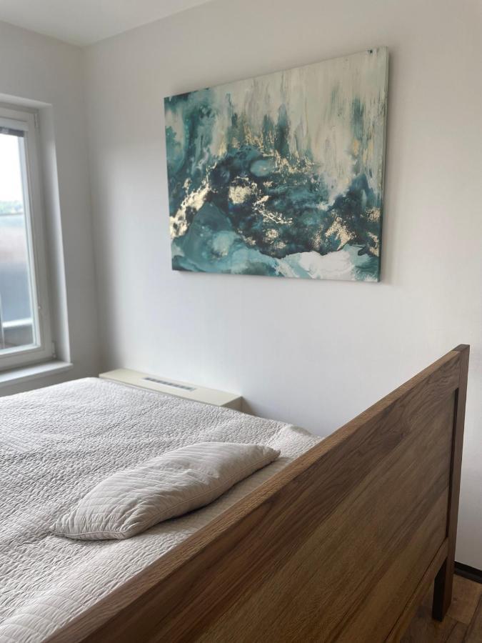 Cool Studio Apartment Прага Екстериор снимка